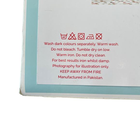 Cath Kidston London Puppy Love Christmas Holiday Standard Pillowcase Set NEW - Picture 14 of 15